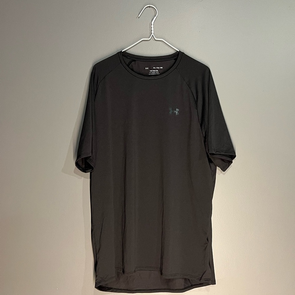 Under Armour Black Short Sleeve T-Shirt